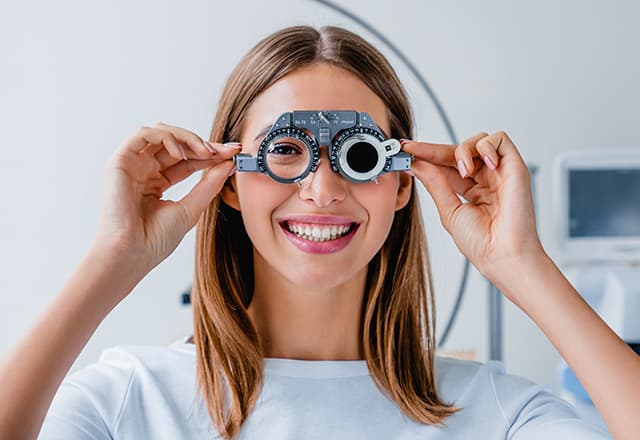 Cover image for Comment préparer sa première visite chez l'ophtalmologiste : ce que vous devez savoir