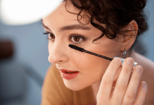 Cover image for Maquillage et santé visuelle : nos conseils